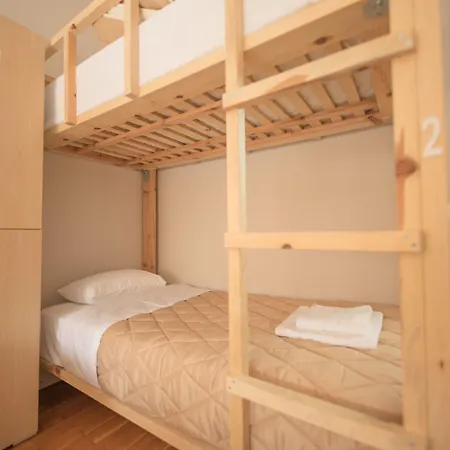 Mosaic Hostel Tirana