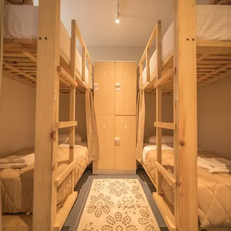 Mosaic Hostel Tirana