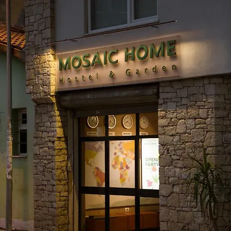Vandrerhjem Mosaic Tirana