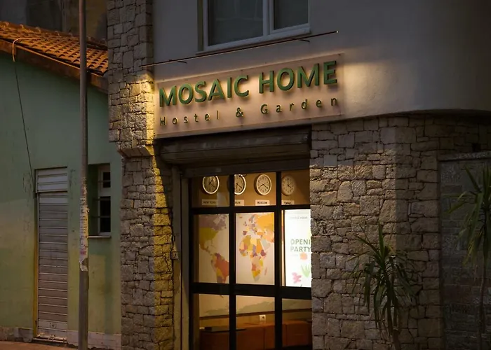 Hostel Mosaic Tirana